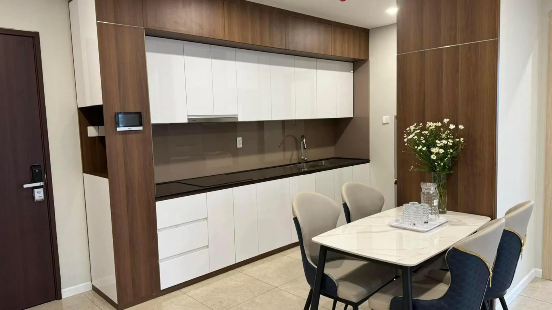 Apartment Can Ho Tai Chung Cu 98 Vinh Hoi - Quan 4 - Thanh Pho Ho Chi Minh Vietnam