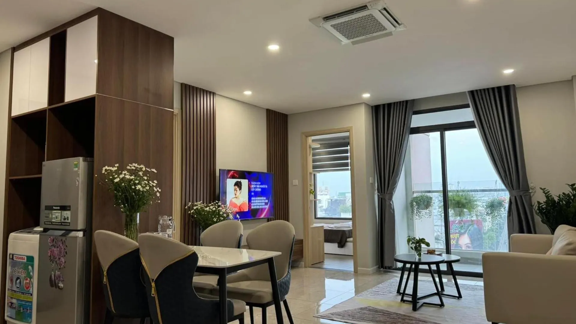 Can Ho Tai Chung Cu 98 Vinh Hoi - Quan 4 - Thanh Pho Ho Chi Minh